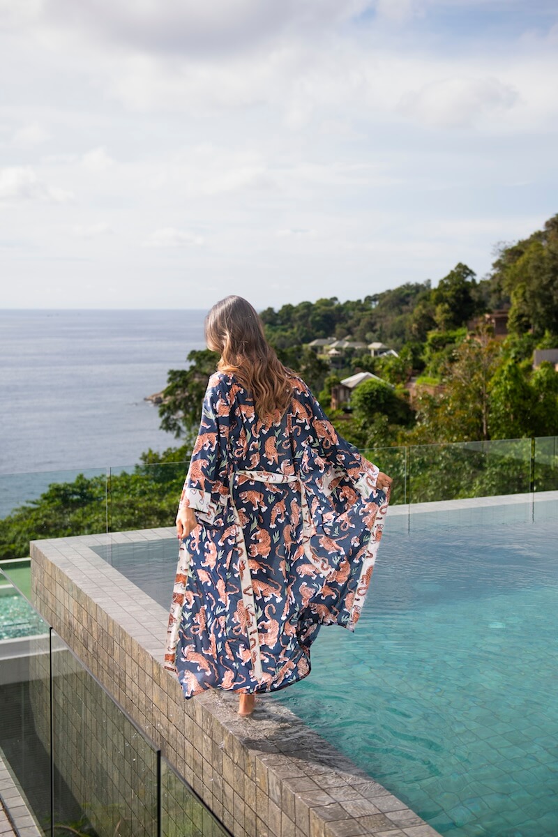 Lanna Tiger Robe - Image 3